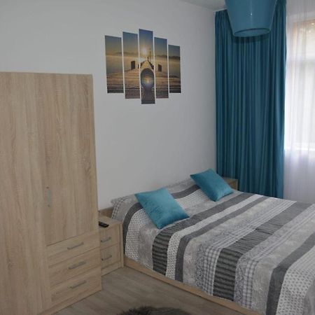 Sunrise Apartment Petroşani المظهر الخارجي الصورة
