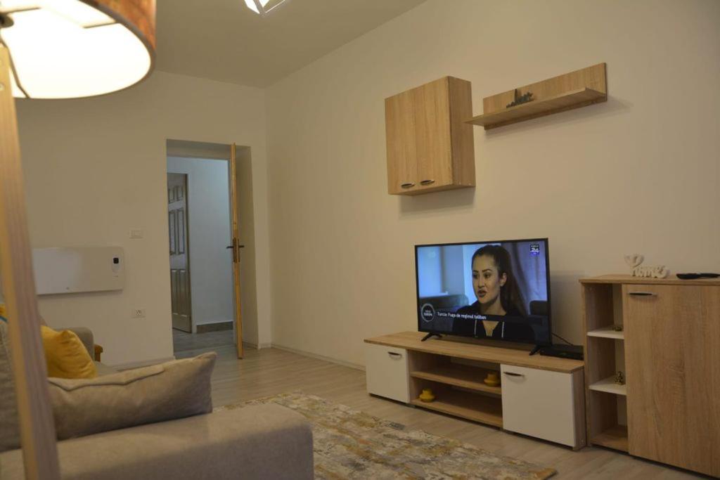 Sunrise Apartment Petroşani المظهر الخارجي الصورة